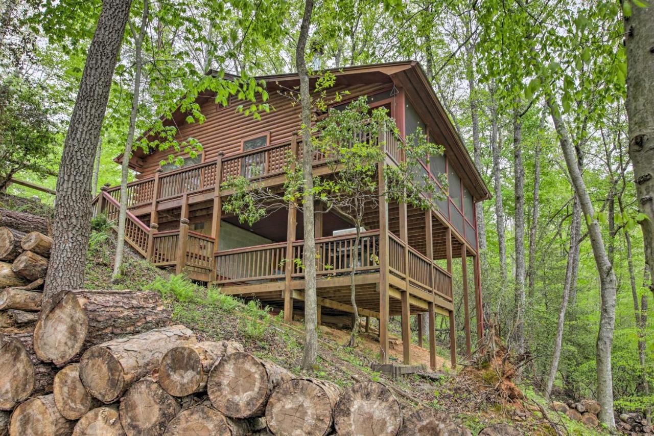 Peaceful Blue Ridge Cabin With Decks And Fire Pit Екстер'єр фото
